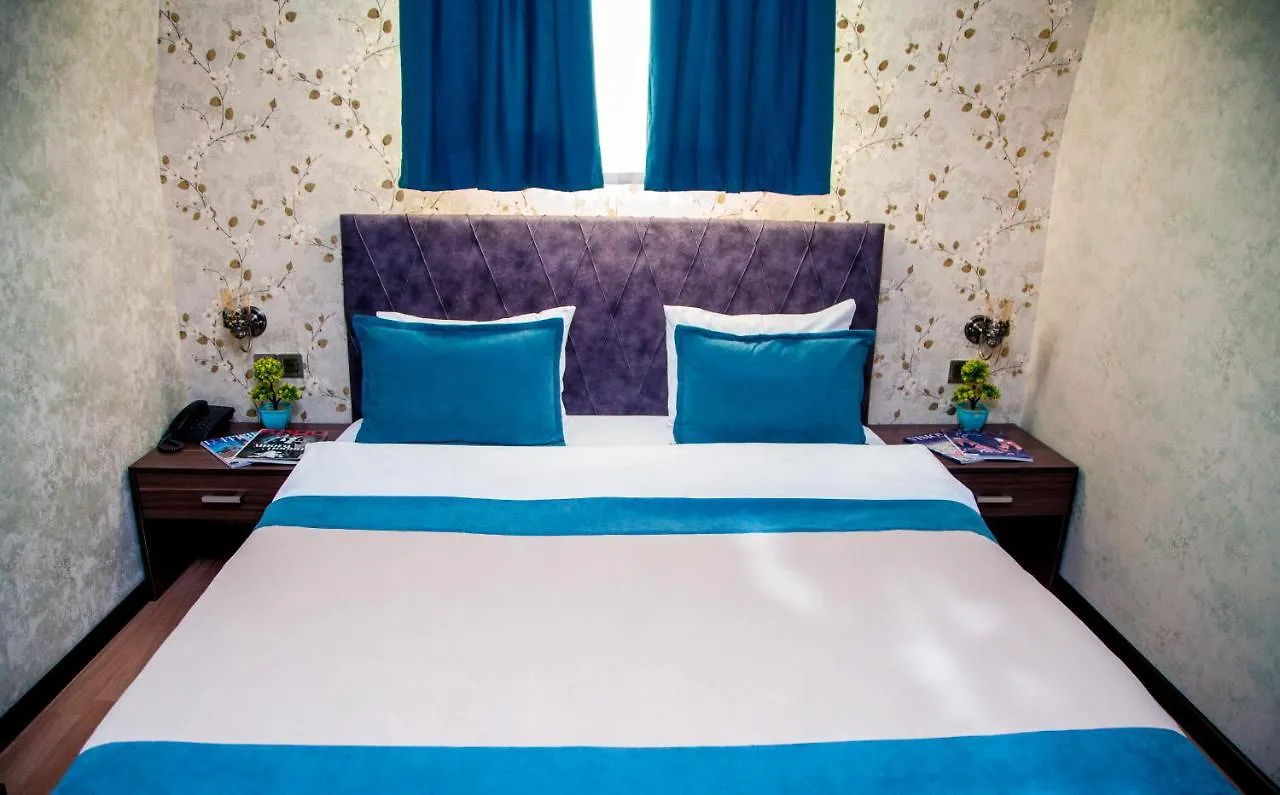 Nemi Baku Center Hotel