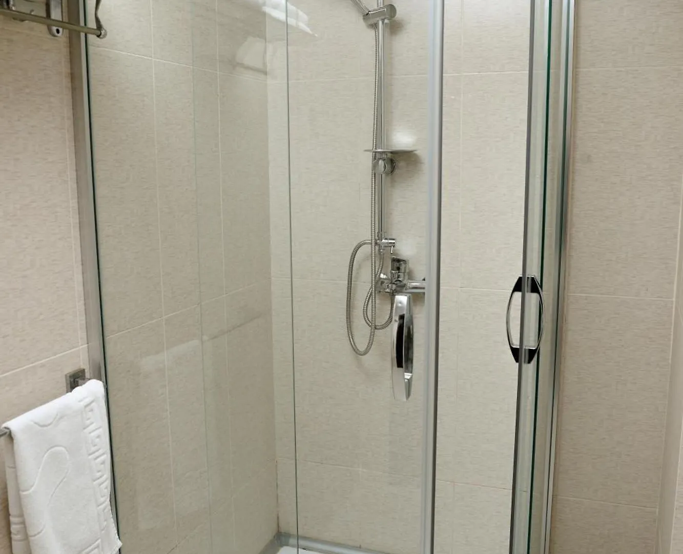 Nemi Baku Center Hotel 4*,