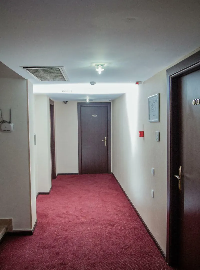 Nemi Baku Center Hotel