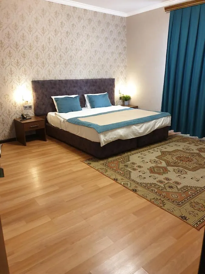 Nemi Baku Center Hotel