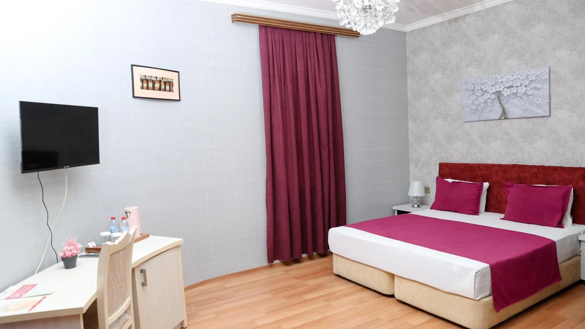 Nemi Baku Center Hotel